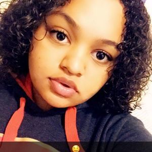 Meet your Posher, La